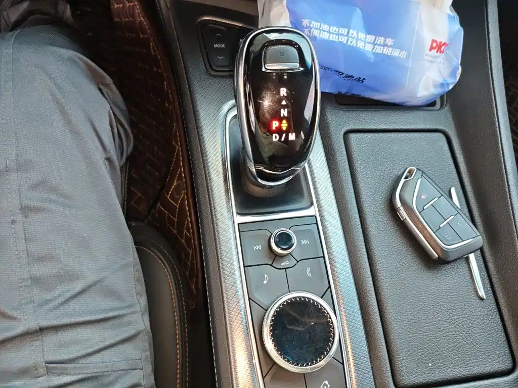Cadillac CT5 — миниатюра 10