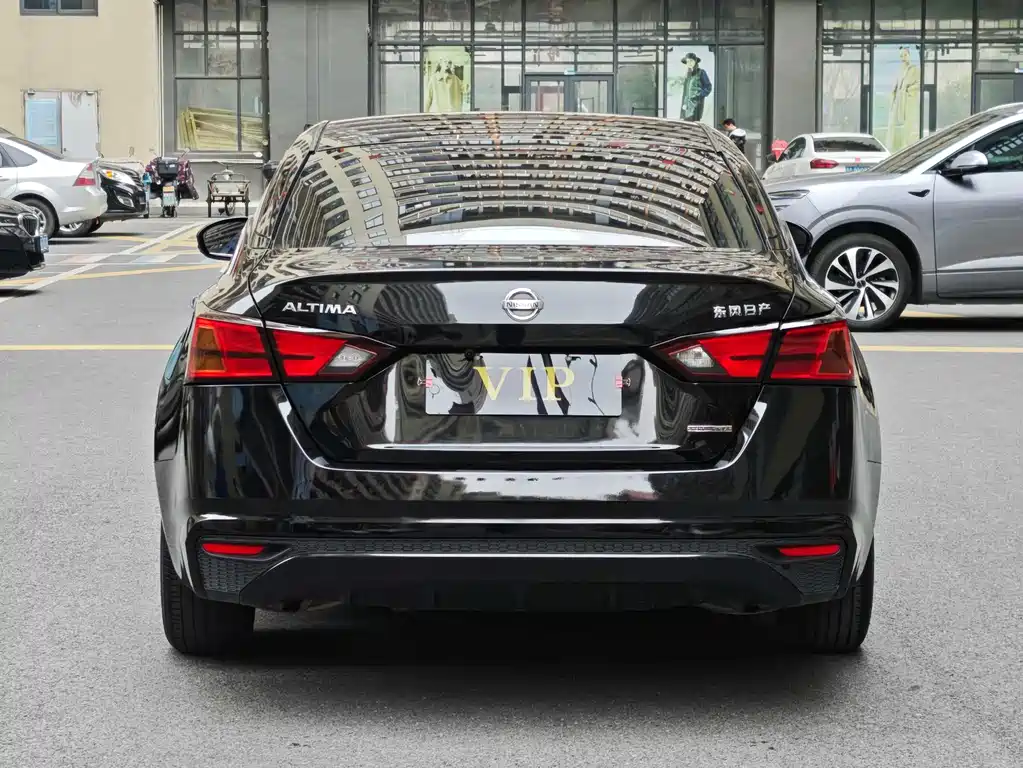 Nissan Teana — миниатюра 8