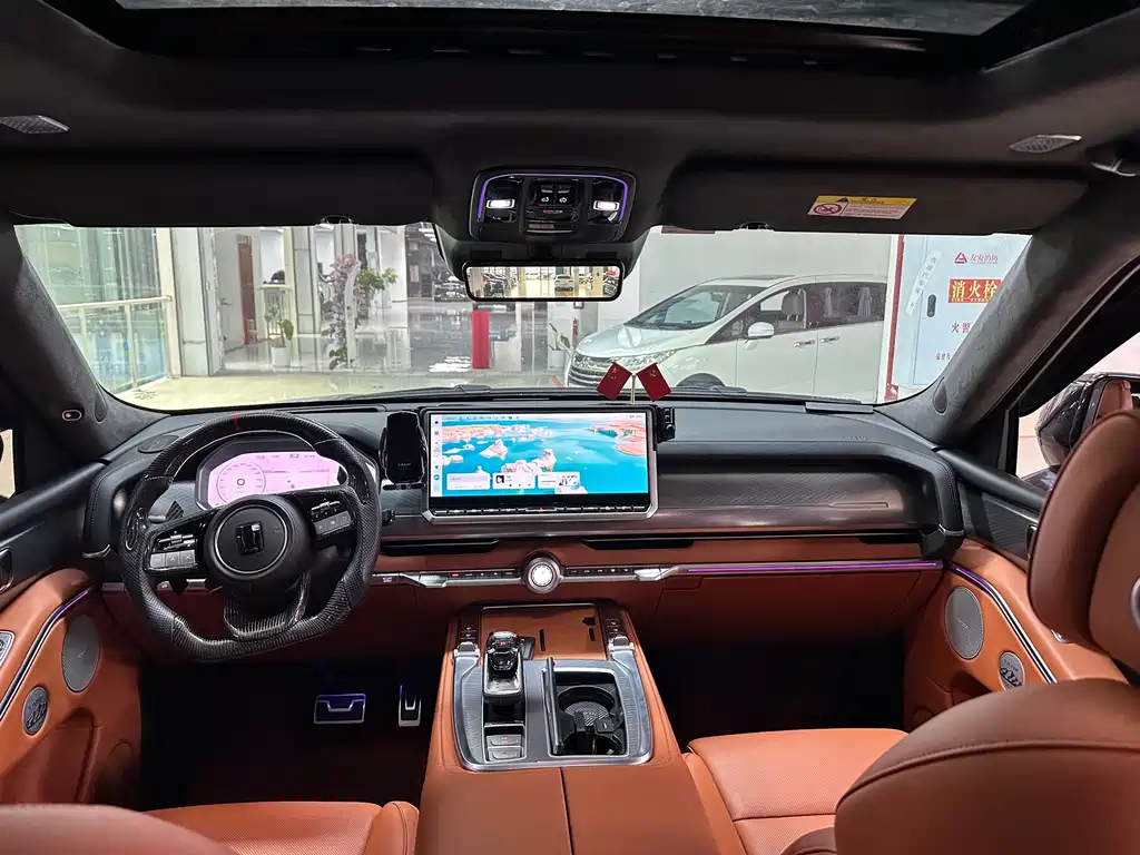 TANK TANK 700 NEW ENERGY