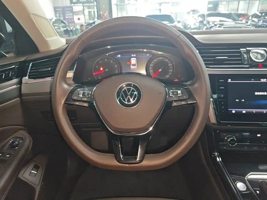 Volkswagen Phideon — миниатюра 11