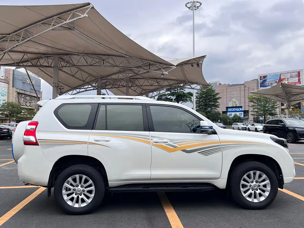Toyota Land Cruiser Prado 2016 4.0L