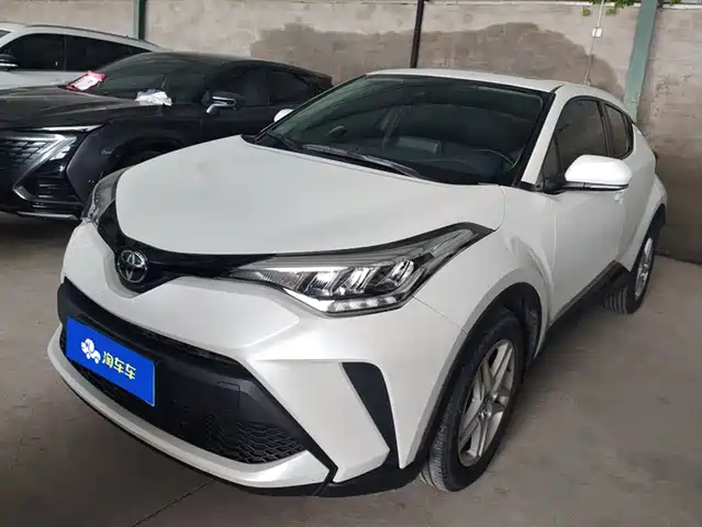 TOYOTA  C HR 2021