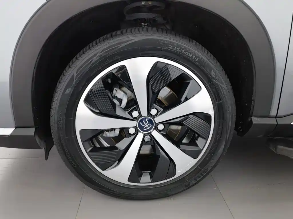 BYD PLUS New Energy — миниатюра 17