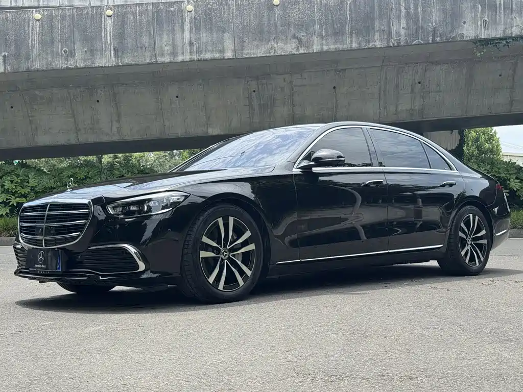 Mercedes-Benz S-Class 2023