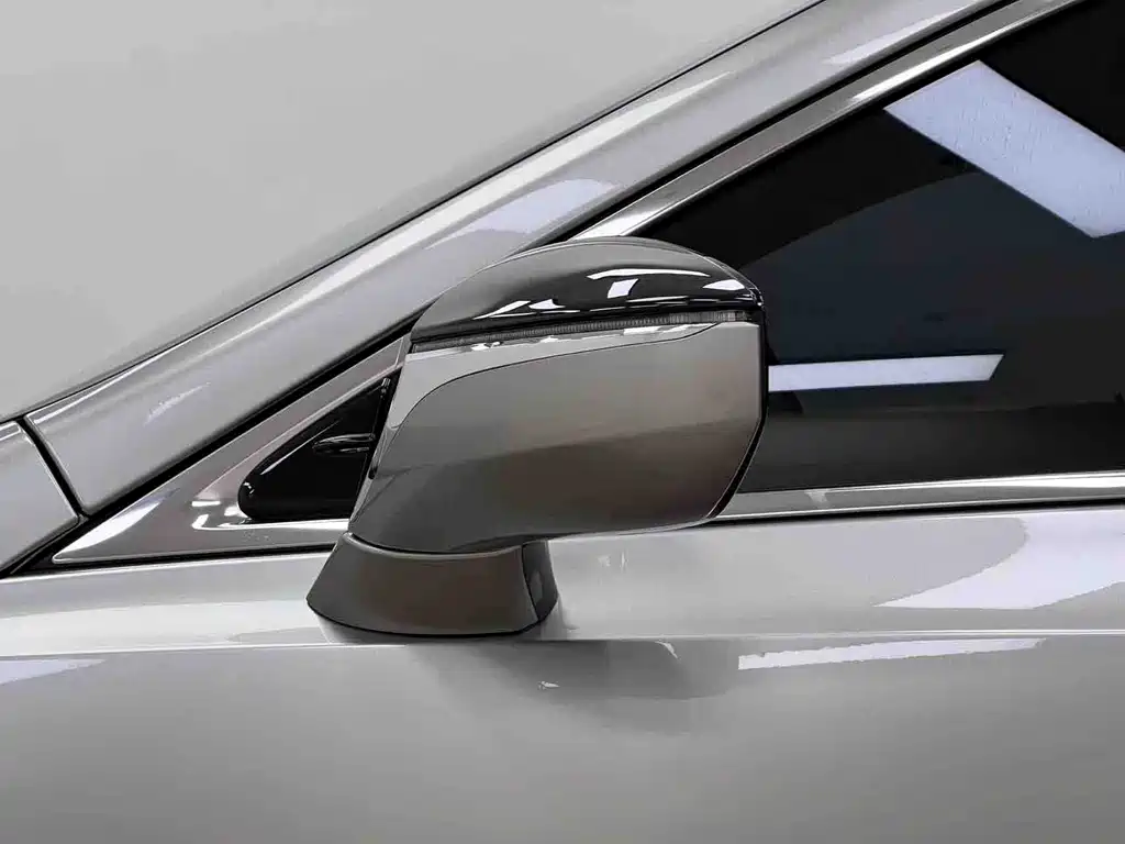 Lexus ES — миниатюра 8