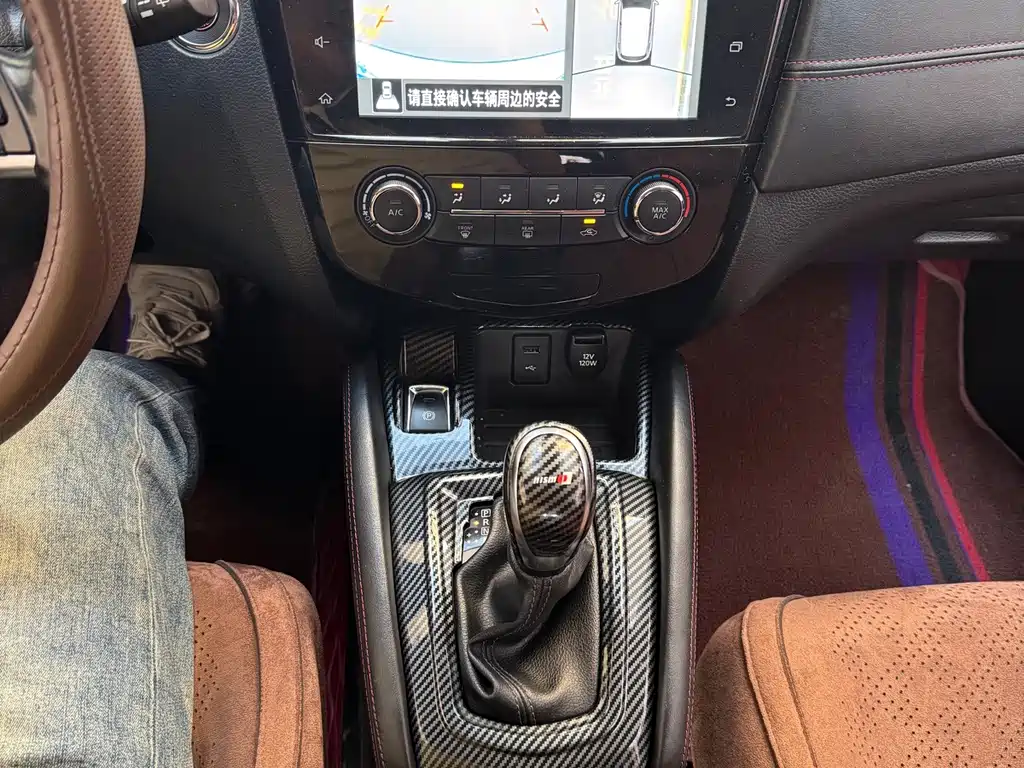 Nissan Qashqai — миниатюра 9
