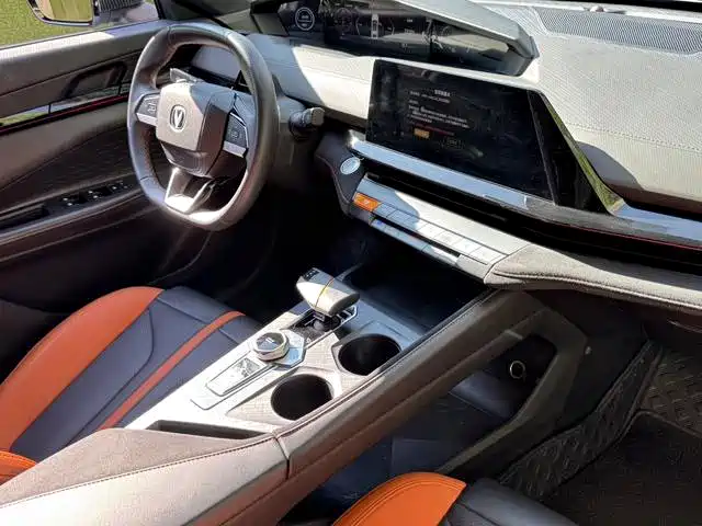 Changan UNI-V — миниатюра 14