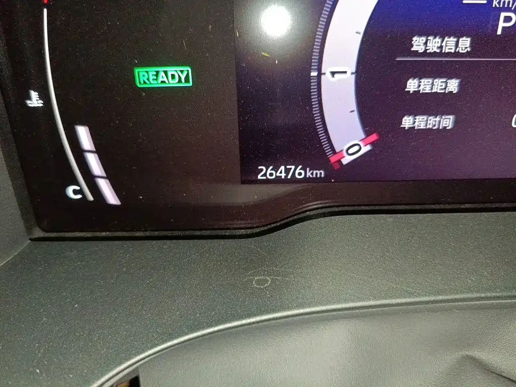 Toyota Camry — миниатюра 5