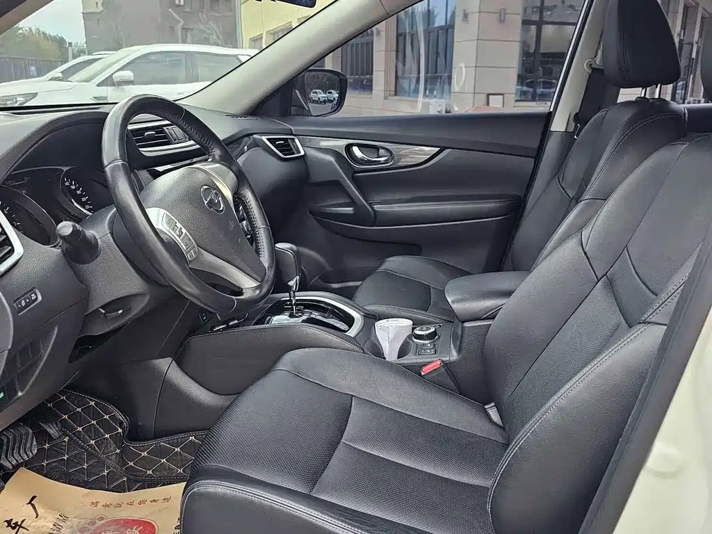 Nissan X-Trail — миниатюра 4