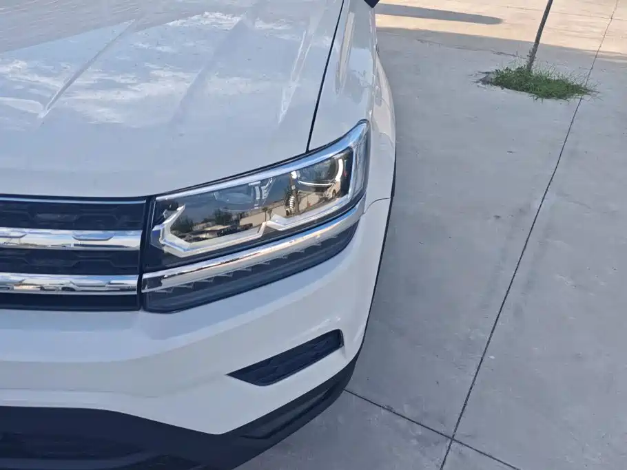 Volkswagen Tharu — миниатюра 5