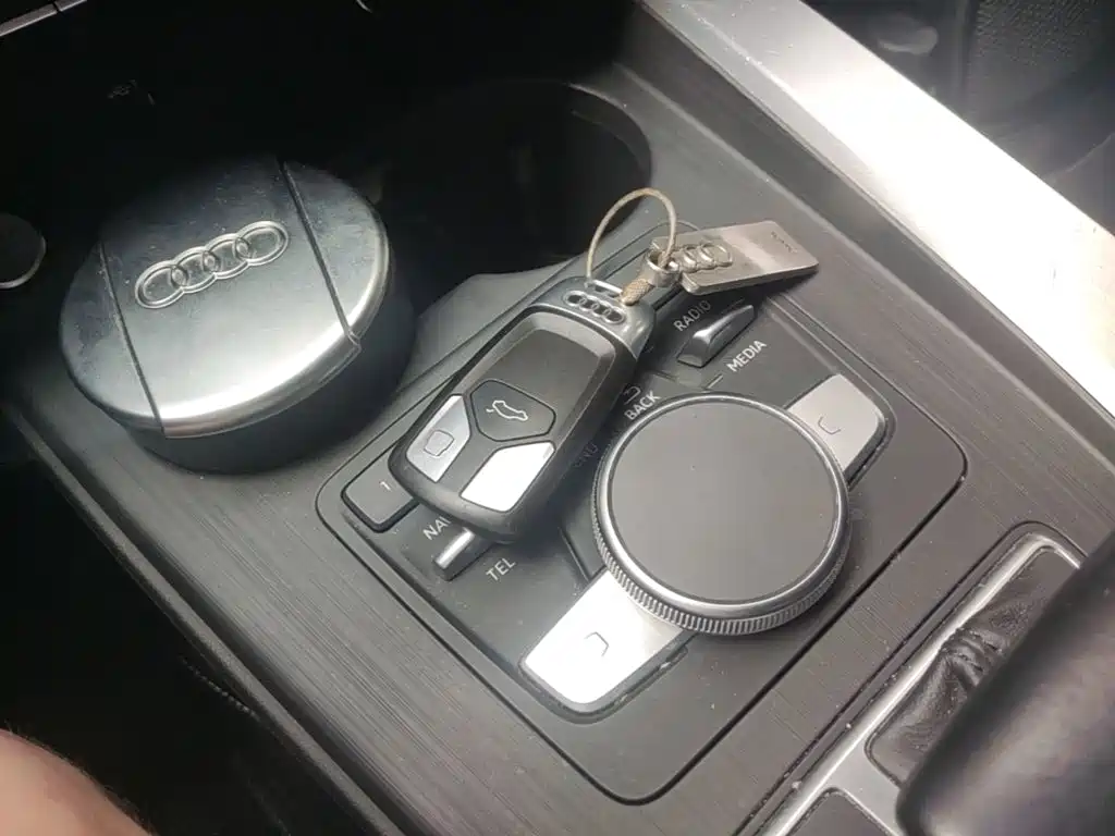 Audi A4L — миниатюра 17