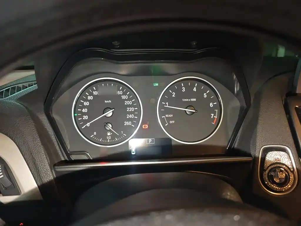 BMW 2 Series (Import) — миниатюра 4