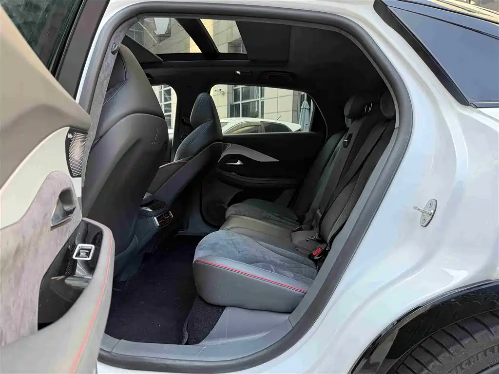 ARCFOX EXTREME FOX POLAR FOX ALPHA S