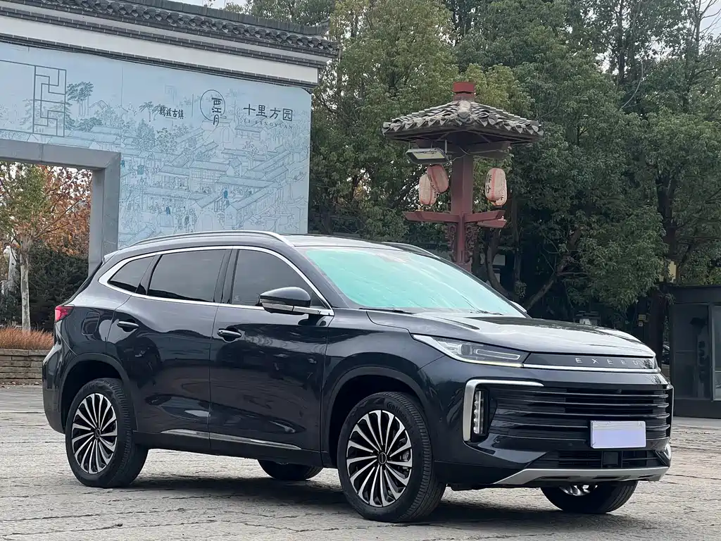 Exeed Lingyun — миниатюра 3