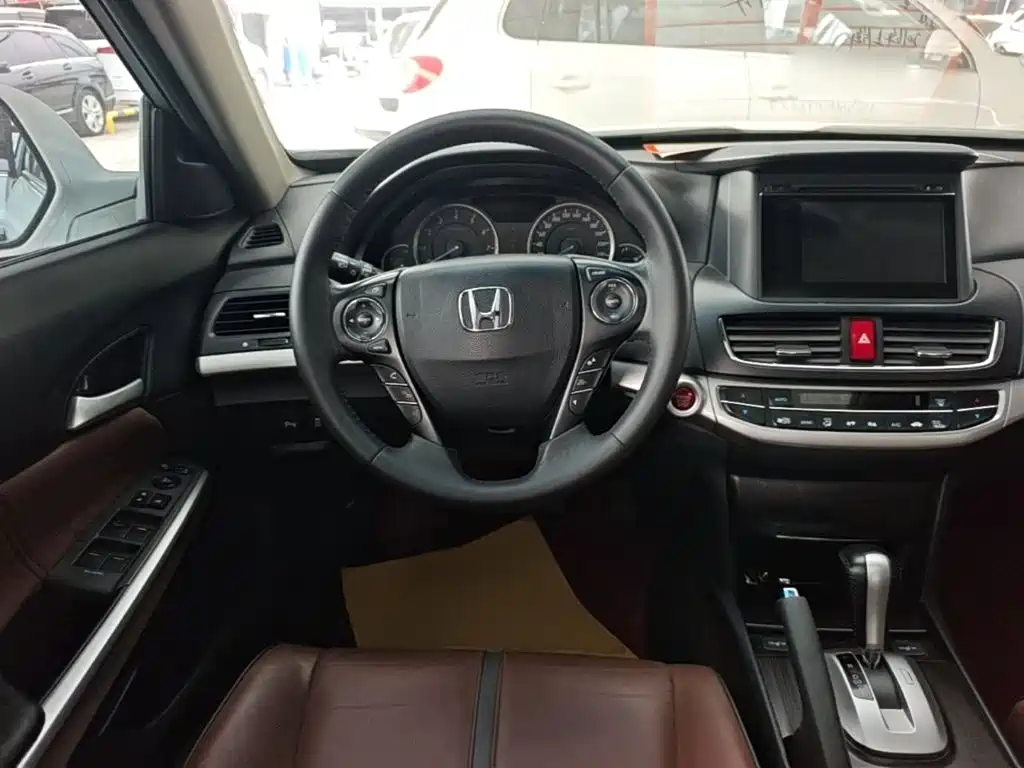 Honda Crosstour — миниатюра 11