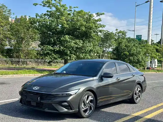 2024 Hyundai Elantra