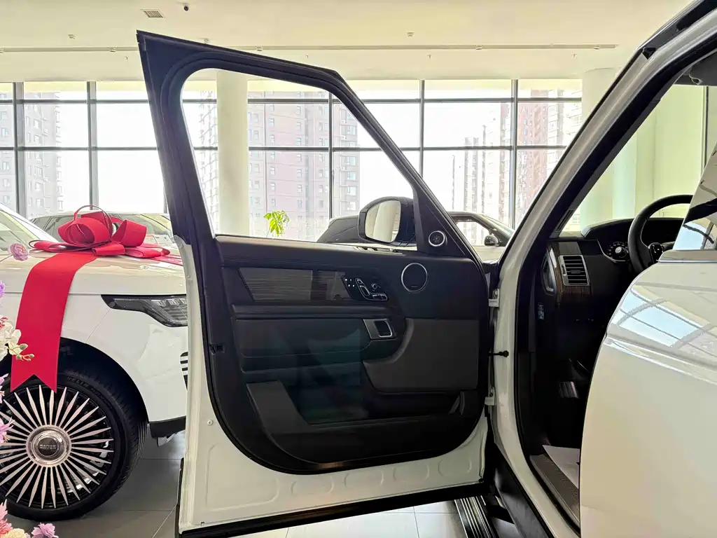 Land Rover Range Rover 2019 3.0 SCV6