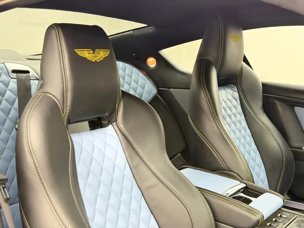 Aston Martin DB9 — миниатюра 20