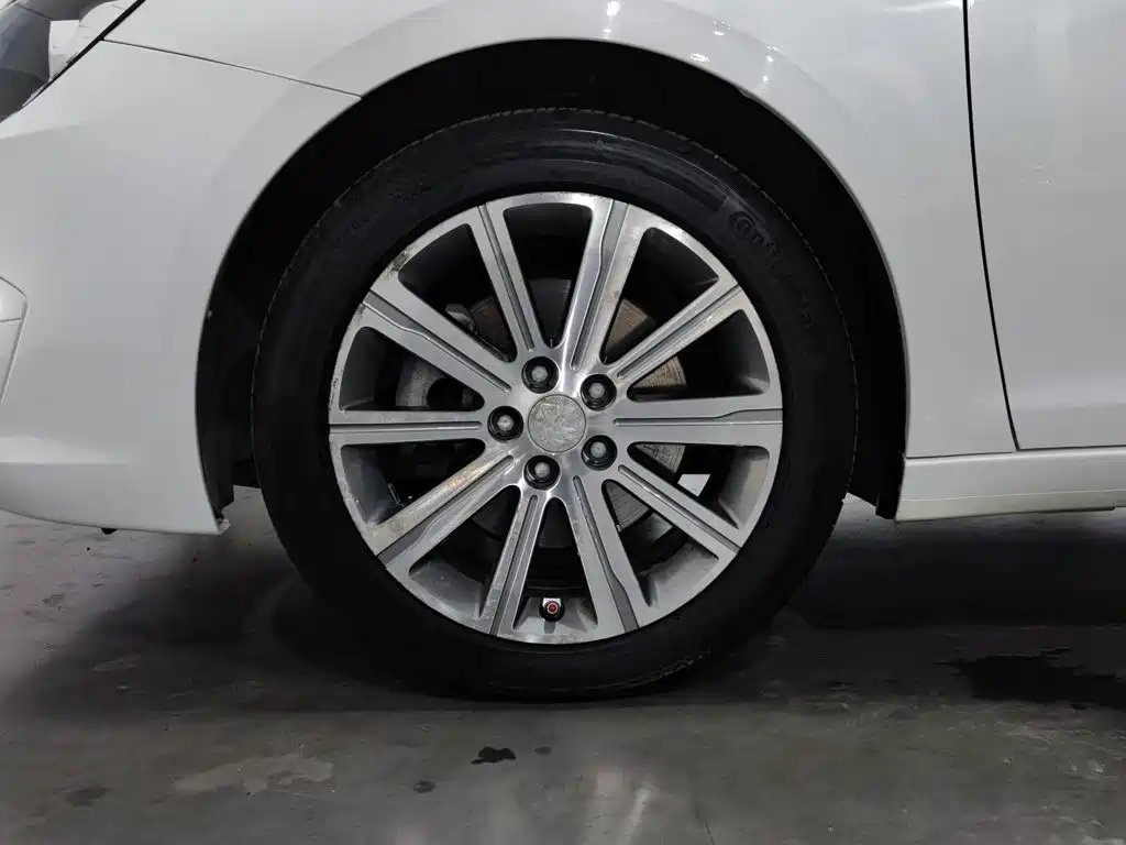 Peugeot 408 — миниатюра 17
