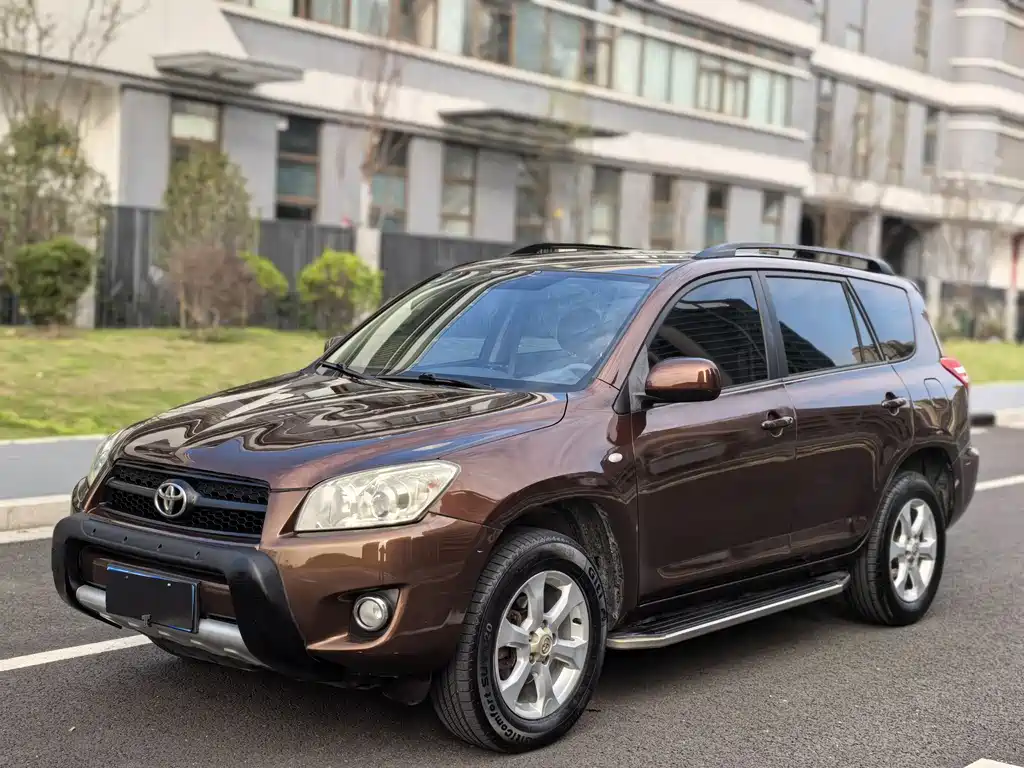 Toyota RAV4 2013