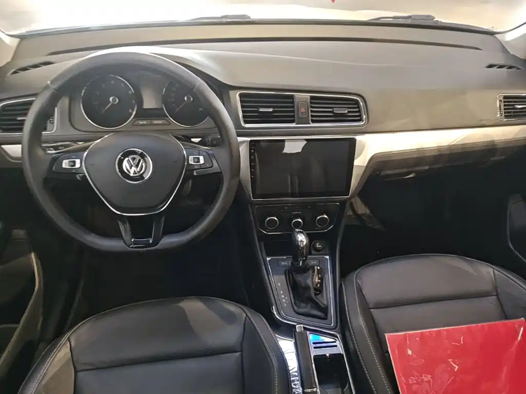 Volkswagen Gran Lavida — миниатюра 10