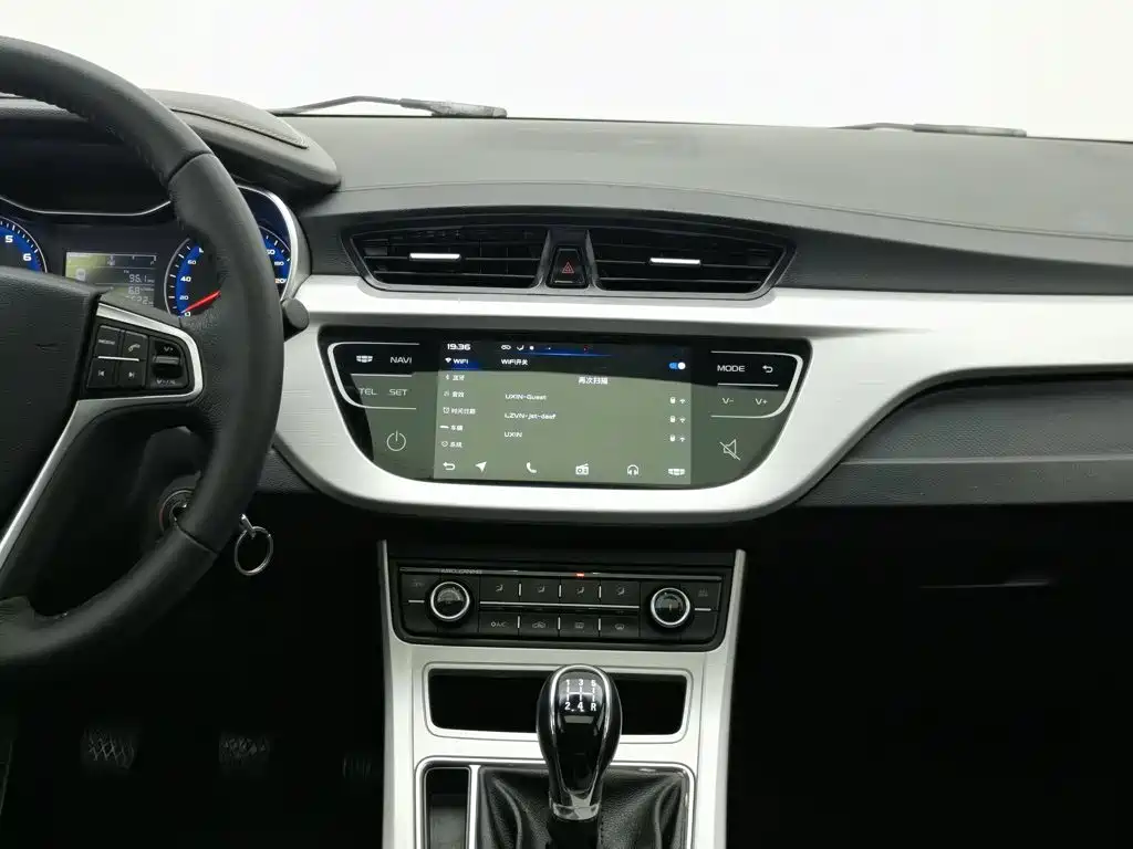 Geely Vision — миниатюра 12