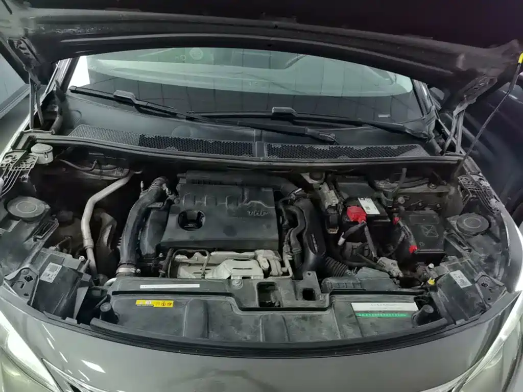 Peugeot 5008 — миниатюра 20