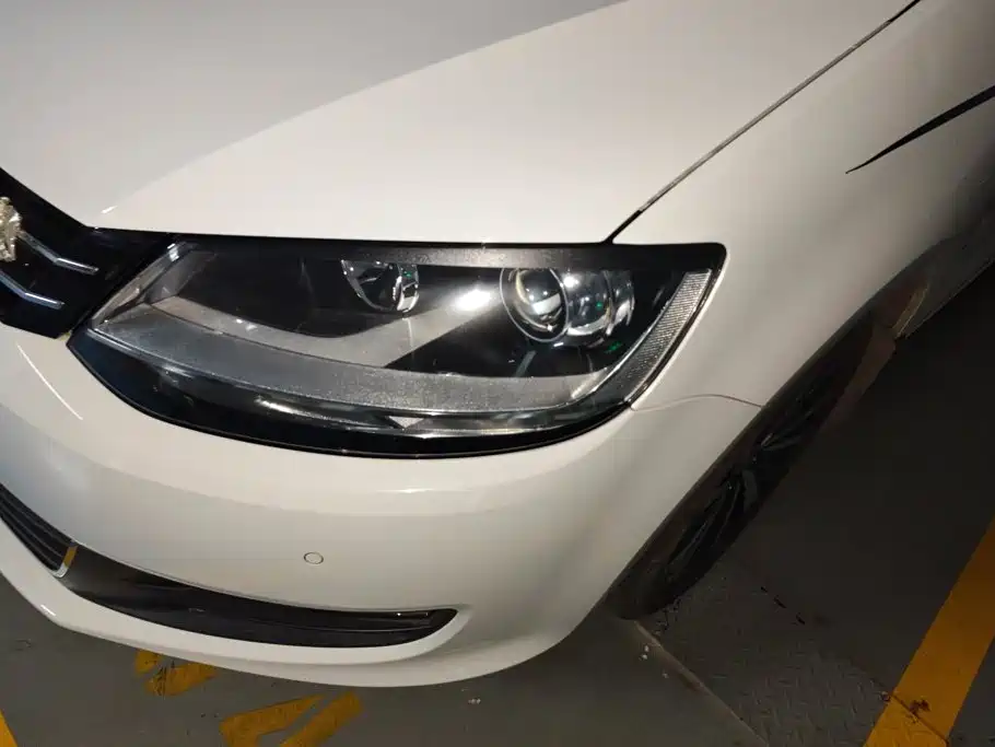 Volkswagen Sharan — миниатюра 5