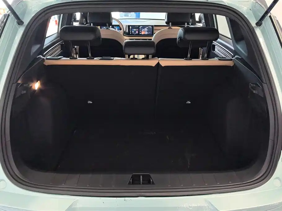 GEELY AUTOMOBILE GEELY ICON