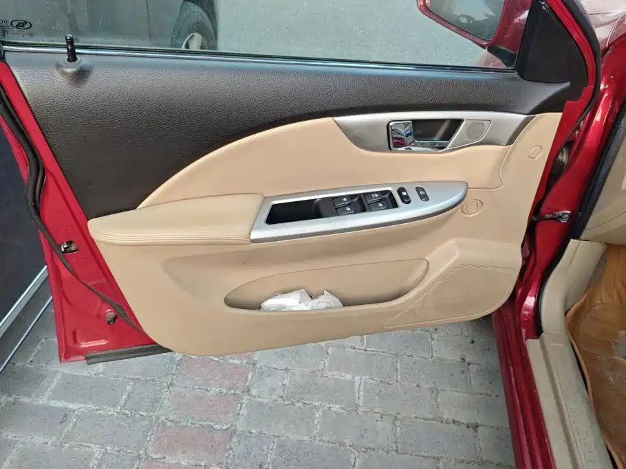 Buick Excelle — миниатюра 7