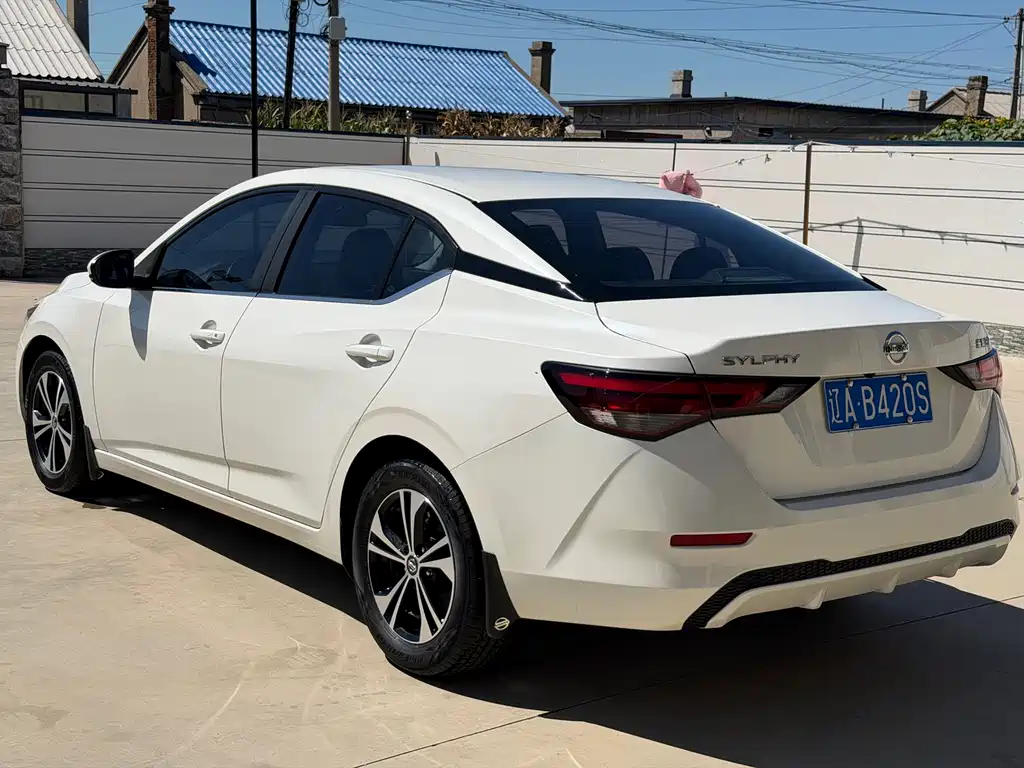 Nissan Sylphy — миниатюра 6