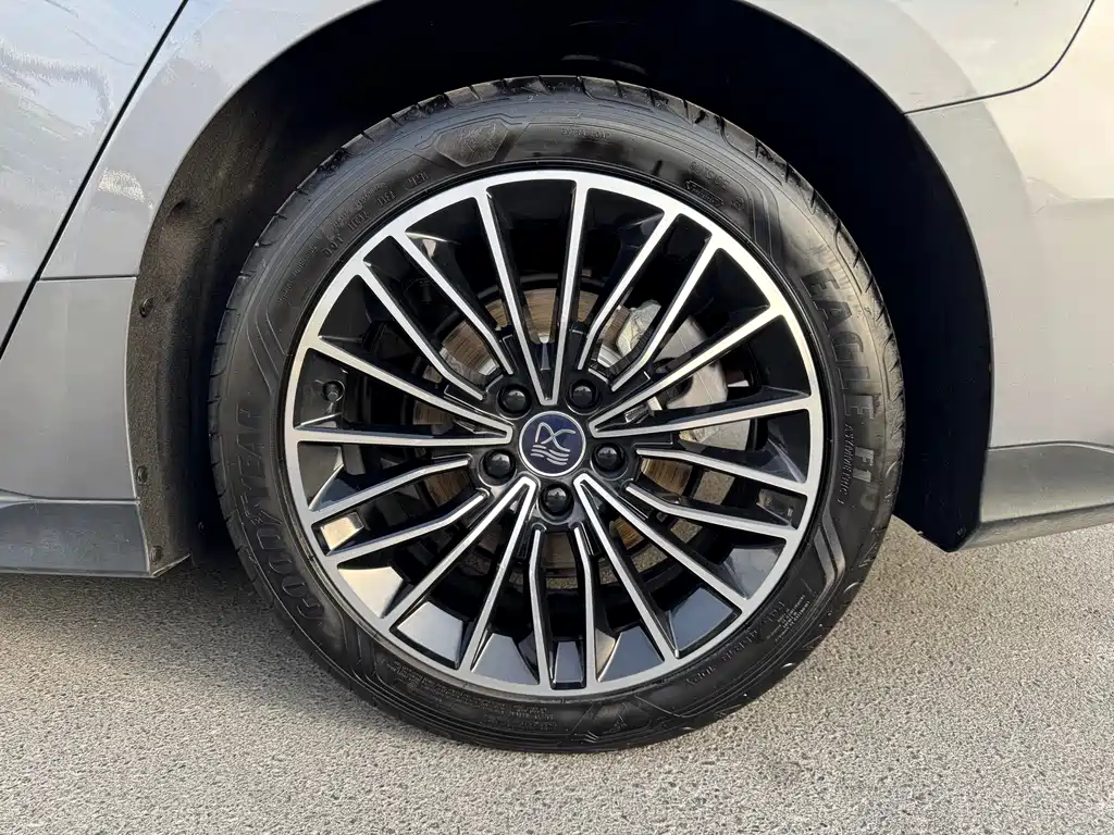 BYD Han — миниатюра 10