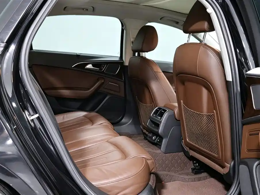 Audi A6L — миниатюра 6