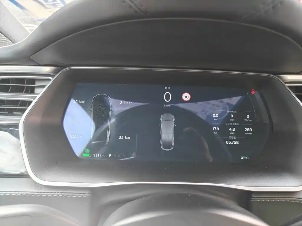 TESLA MODEL X