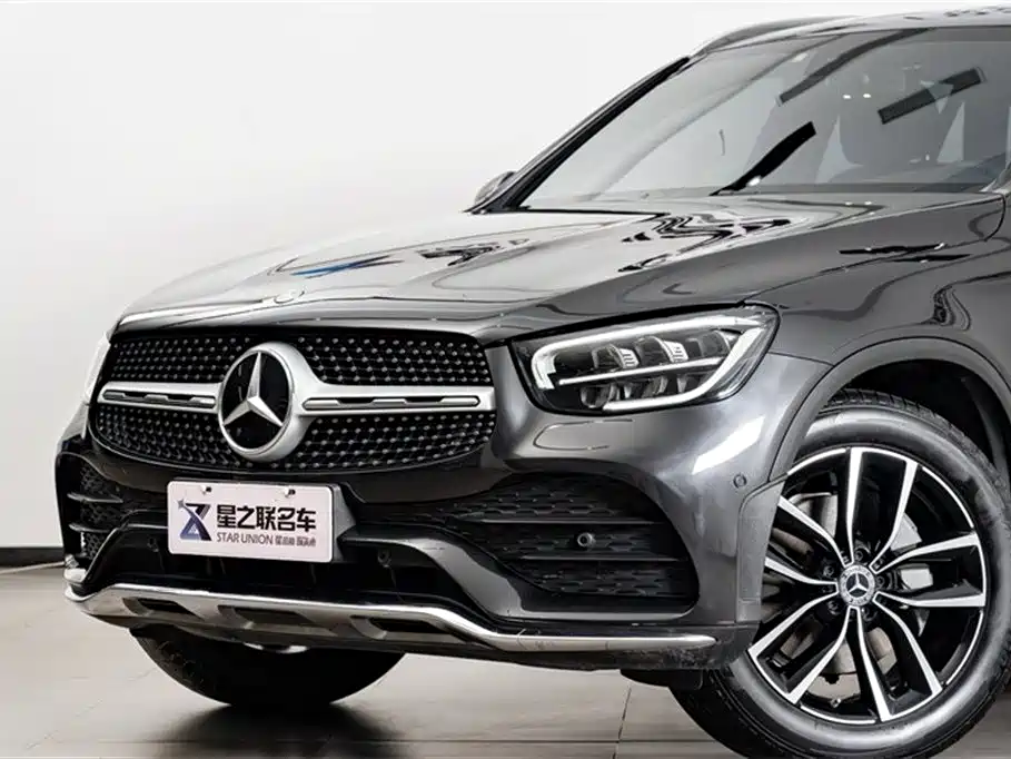 MERCEDES-BENZ GLC