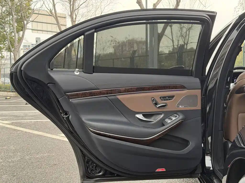 MERCEDES-BENZ S CLASS