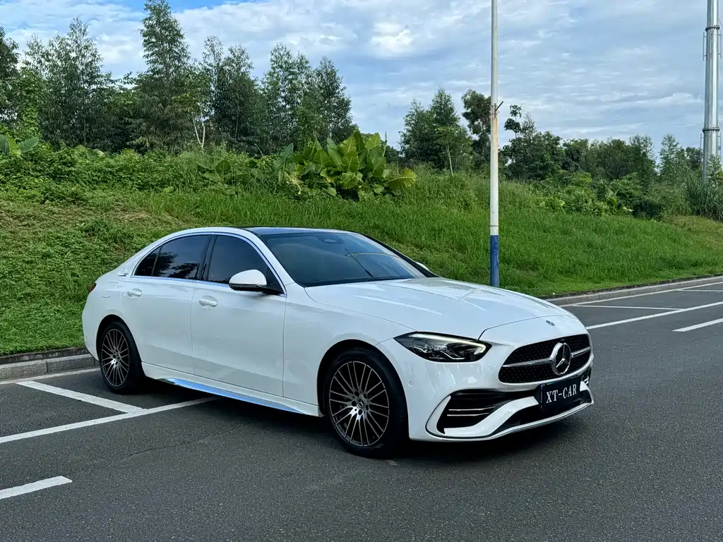 Mercedes-Benz C-Class — миниатюра 3
