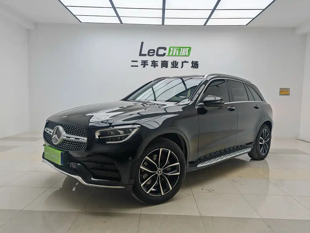 MERCEDES-BENZ GLC