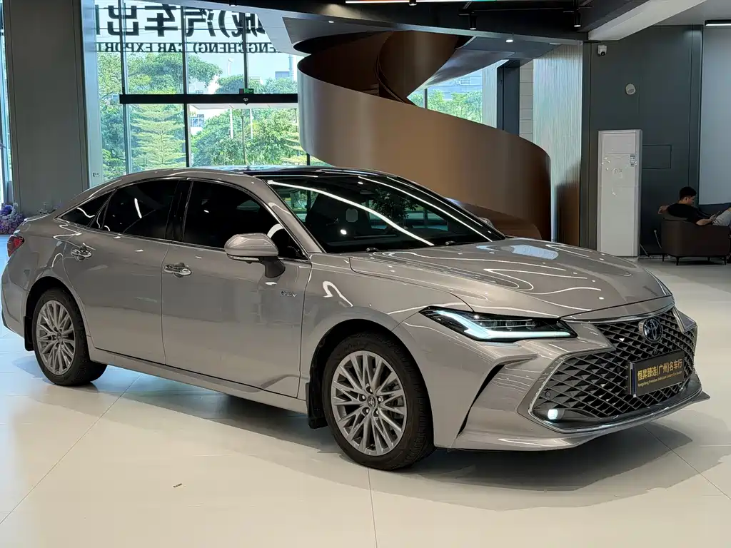 Toyota Avalon — миниатюра 3