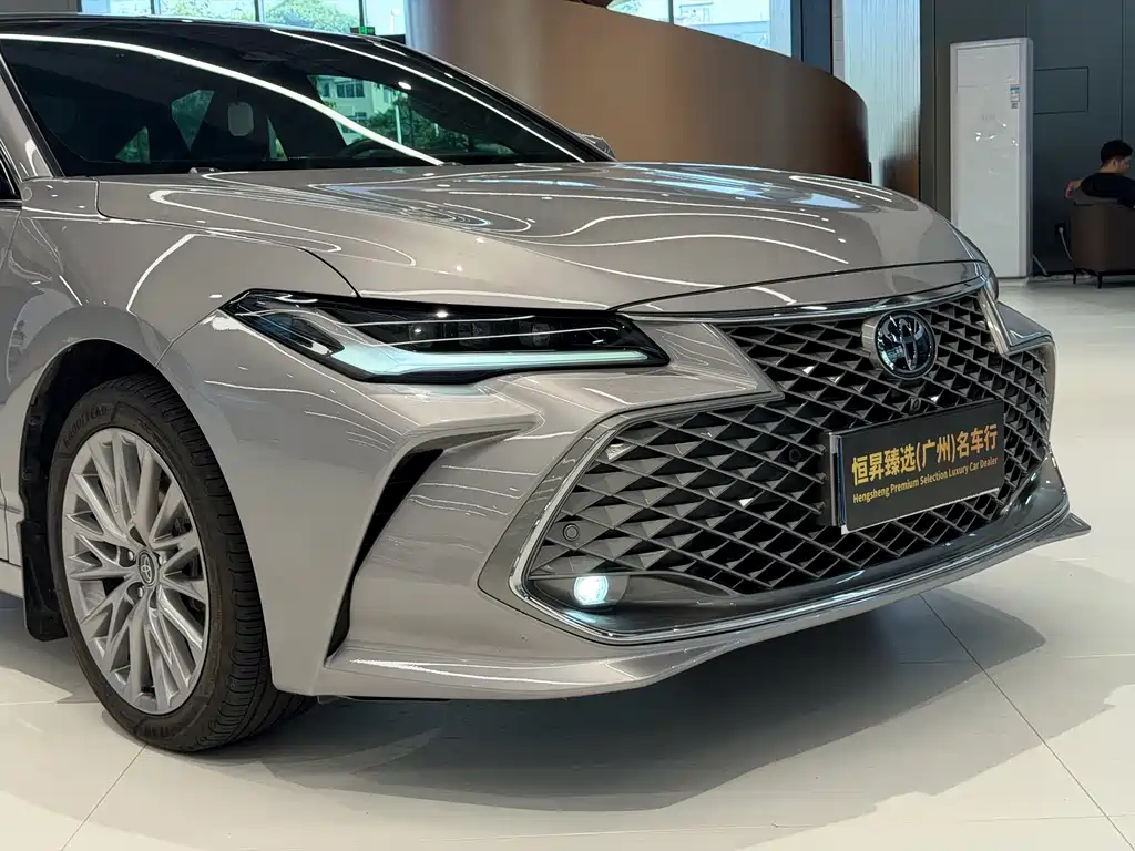 Toyota Avalon — миниатюра 9
