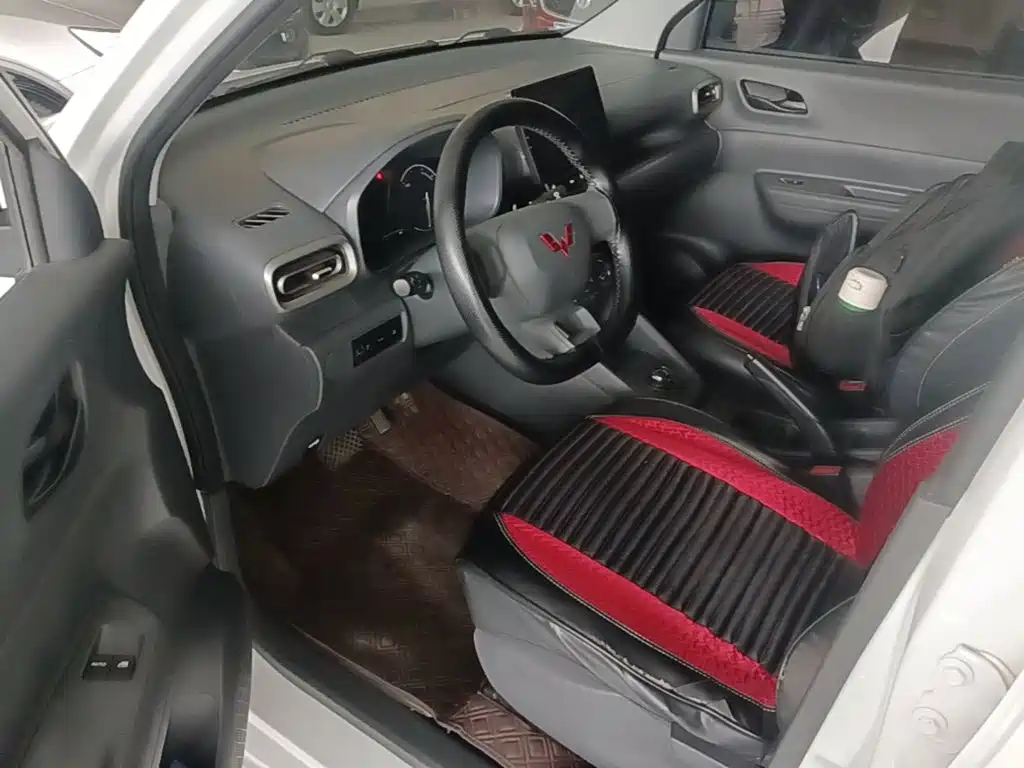 Wuling Hongguang EV — миниатюра 15