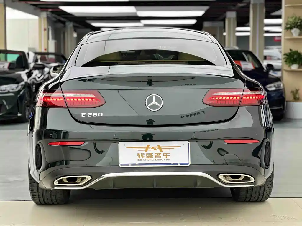 Mercedes-Benz E-Class (Import) — миниатюра 8