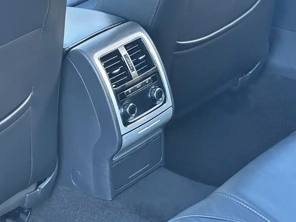 Volkswagen Passat — миниатюра 27