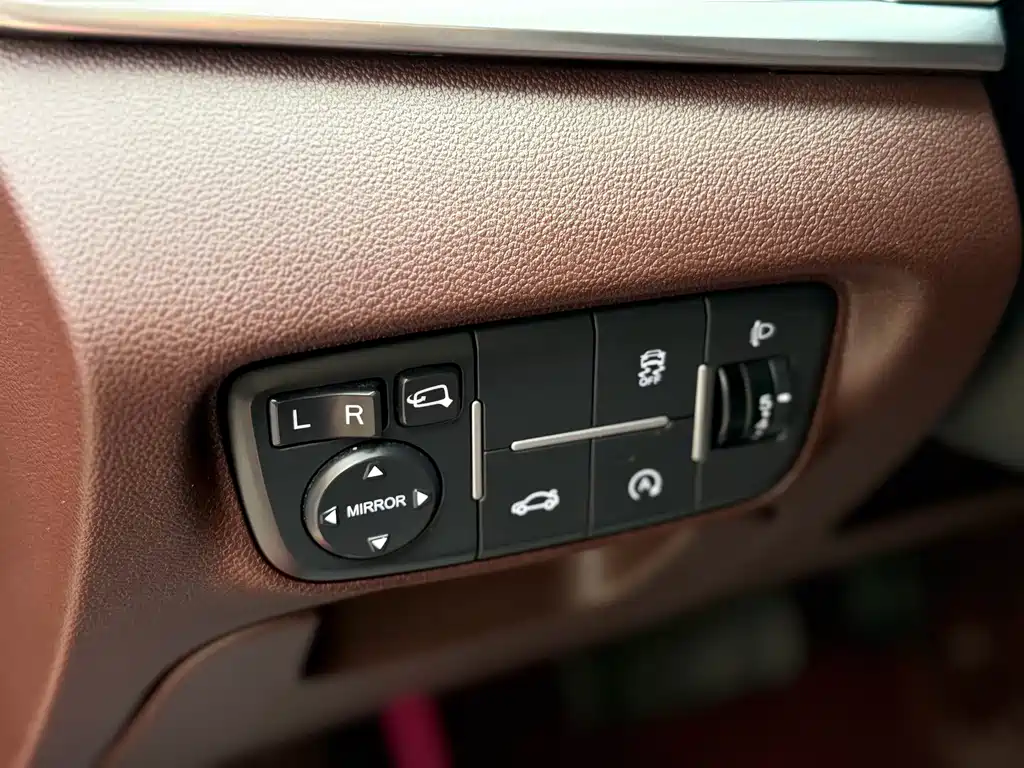 Changan Eado — миниатюра 10