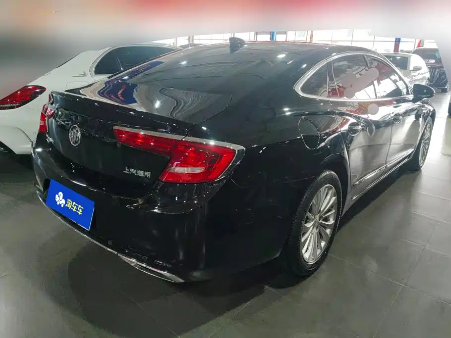 Buick LaCrosse — миниатюра 3