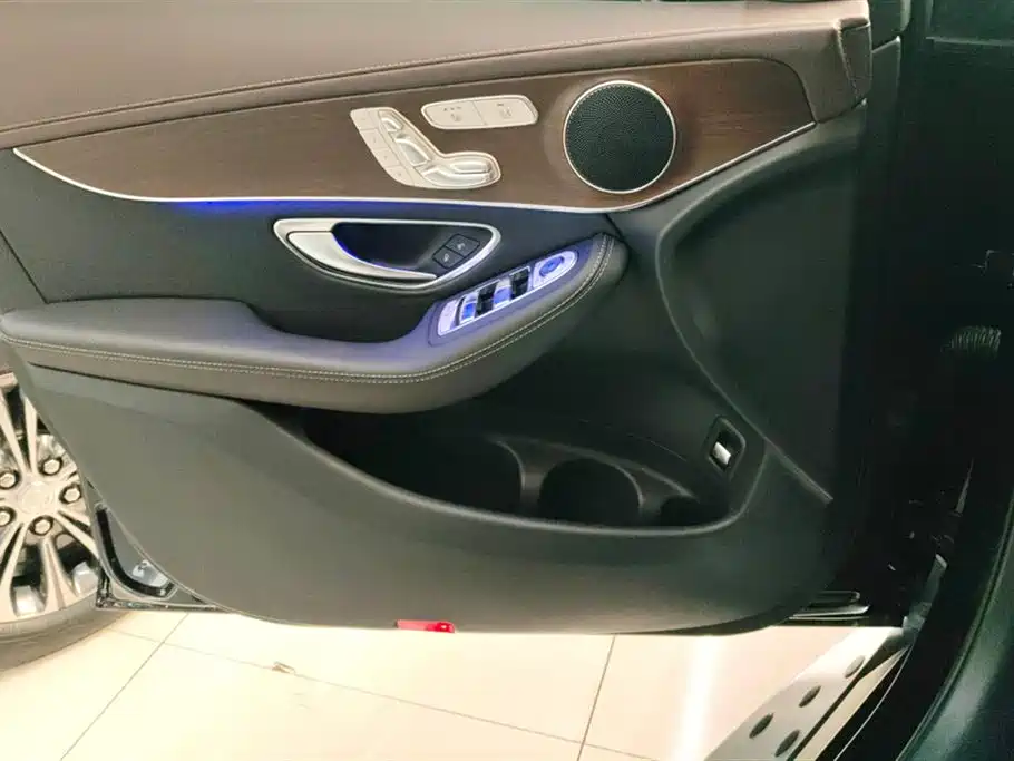 Mercedes-Benz GLC 2021 GLC 260 L 4MATIC Luxury