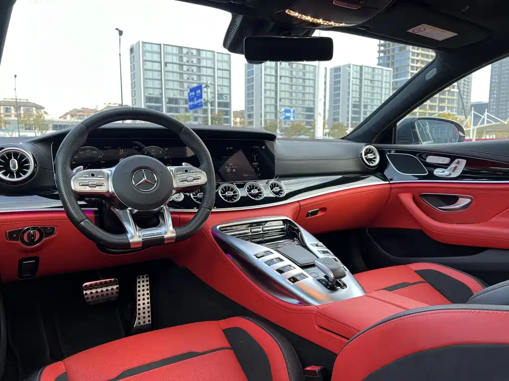 MERCEDES-BENZ AMG GT