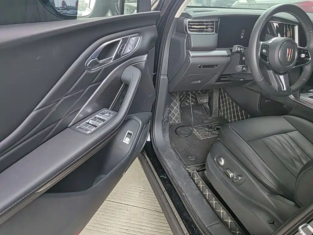 Hongqi Hongqi HS7 PHEV — миниатюра 21