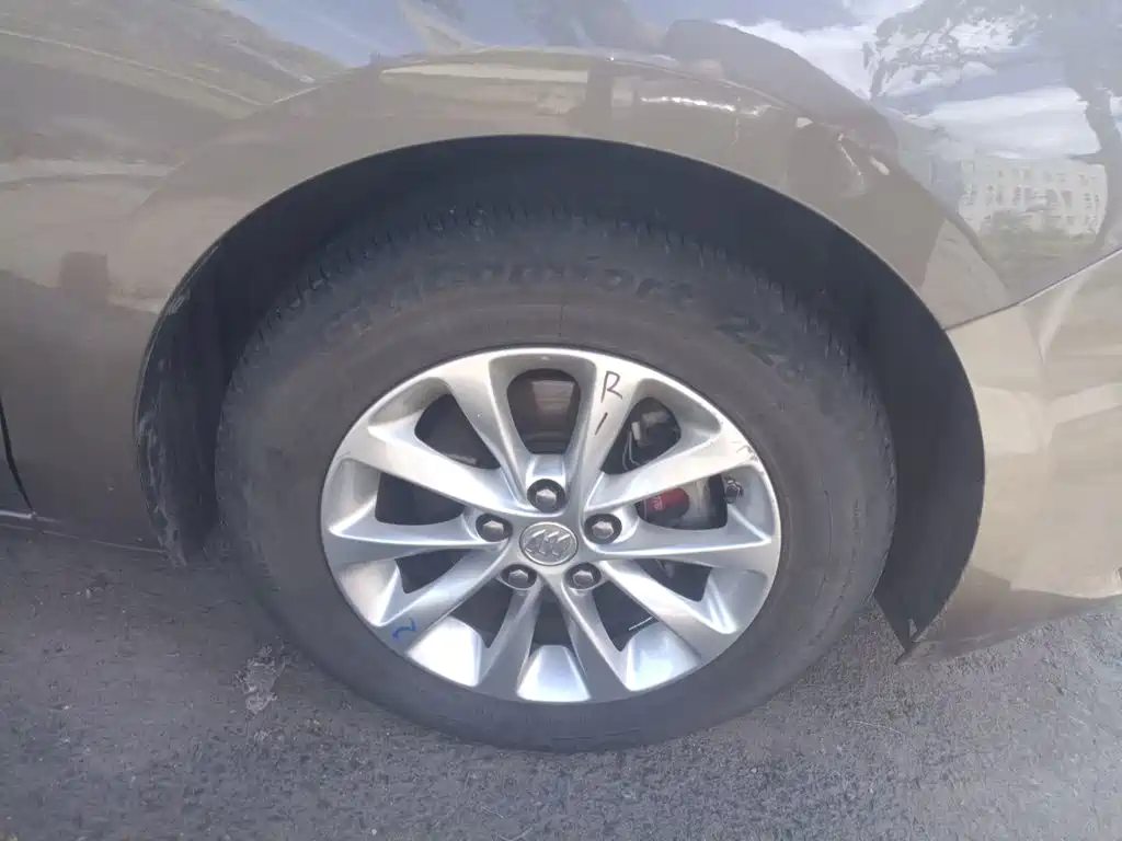 Buick Excelle — миниатюра 24