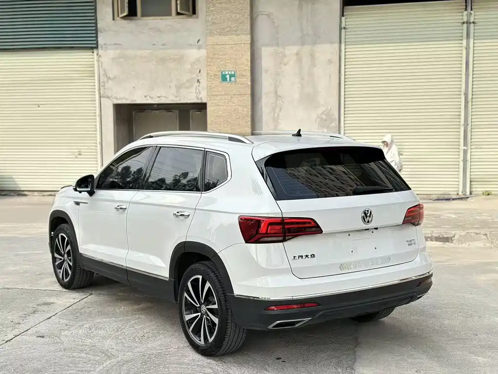 VOLKSWAGEN TUYUE